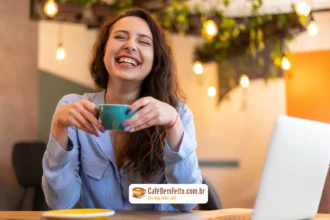 Os 7 melhores benefícios à saúde que beber café traz